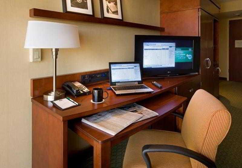 Courtyard By Marriott Los Angeles Pasadena/Monrovia Quarto foto